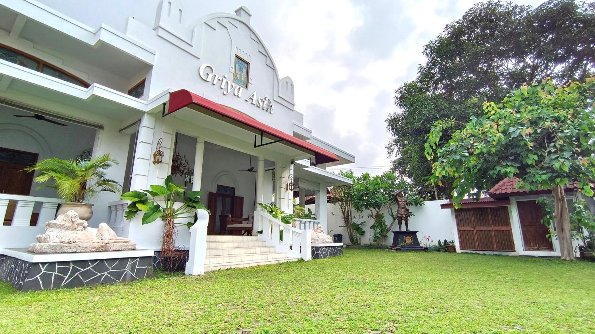 Hotel Griya Asih Yogyakarta Exterior foto